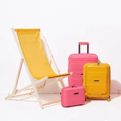 IT Luggage Momentous - 4-Piece Set (Calypso Coral) -UK Suitcase Sales Shop 16 0eec6307 a588 42c7 8ec7 fc6cd42d2160