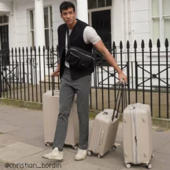 IT Luggage Spontaneous - Medium Plus (Feather Grey) 22 IT Luggage Spontaneous - Medium Plus (Feather Grey) -UK Suitcase Sales Shop 1 9e298710 4de4 4a22 b928 cf85eb63c16a