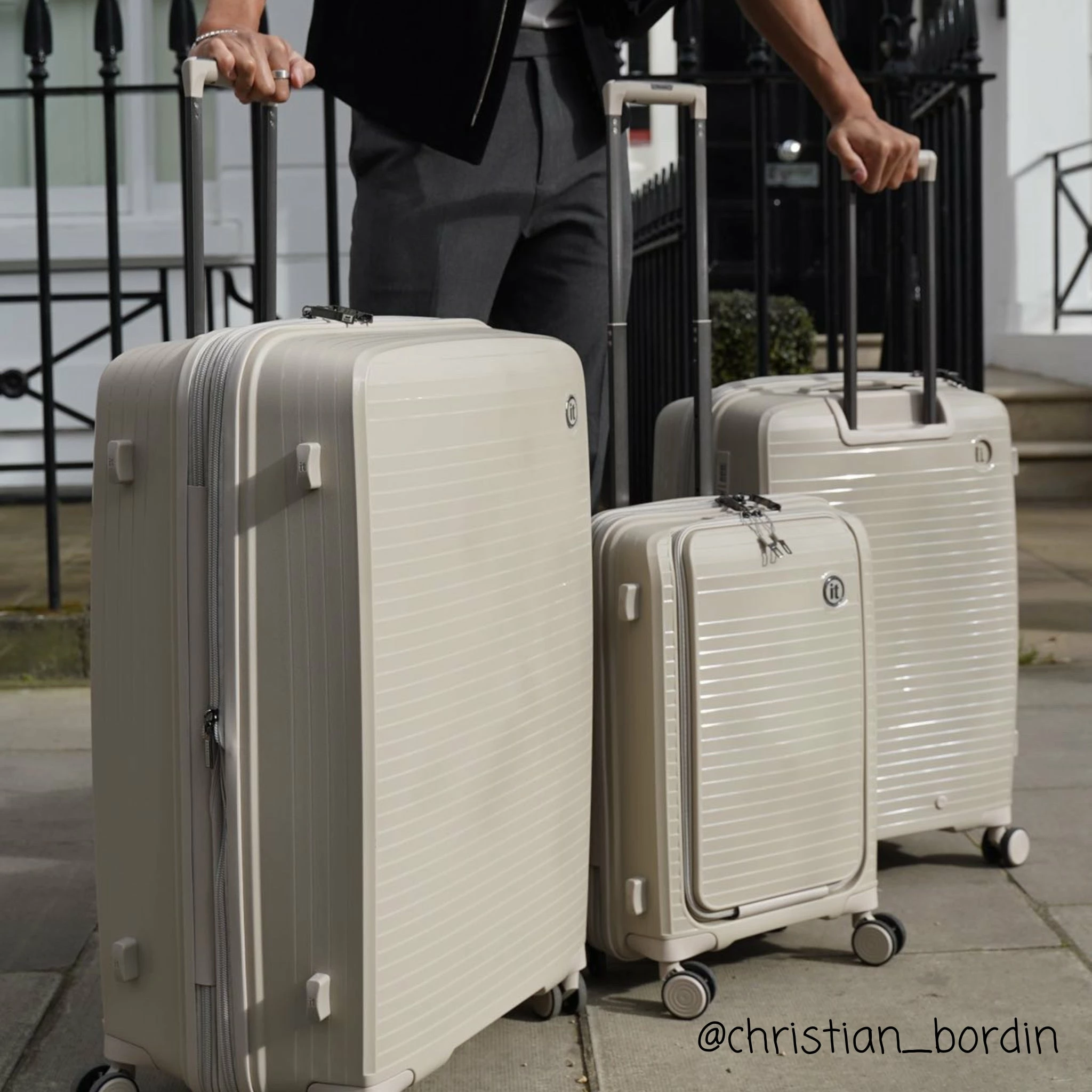 IT Luggage Spontaneous - Large (Feather Grey) 9 IT Luggage Spontaneous - Large (Feather Grey) - Image 9