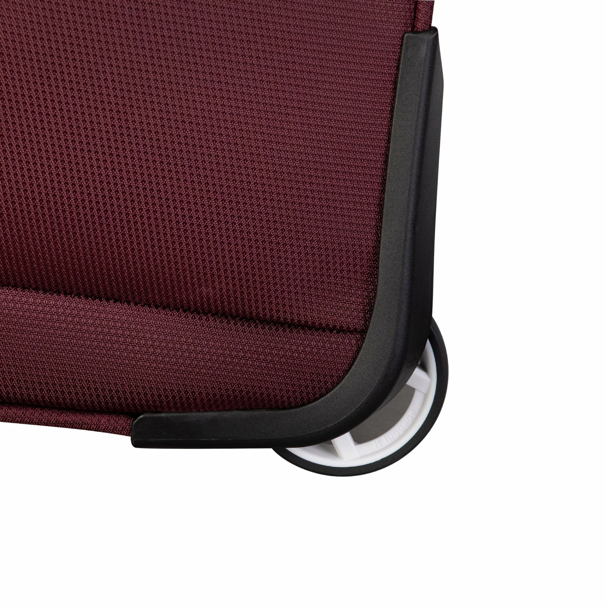 IT Luggage Intrepid - Underseat (Dark Red) 4 IT Luggage Intrepid - Underseat (Dark Red) - Image 4