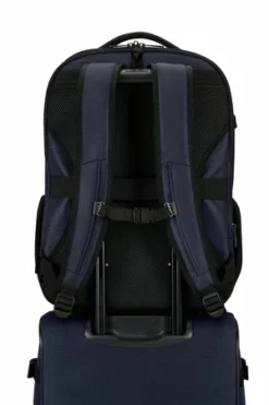 Samsonite Roader Large 17.3" Laptop Backpack -UK Suitcase Sales Shop db7 41345dd2 6467 4044 be1c 02ac87c192f3